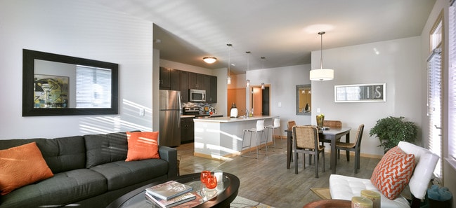Building Photo - Turnberry Apartments