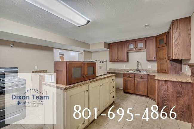 Building Photo - 10496 S 2330 W