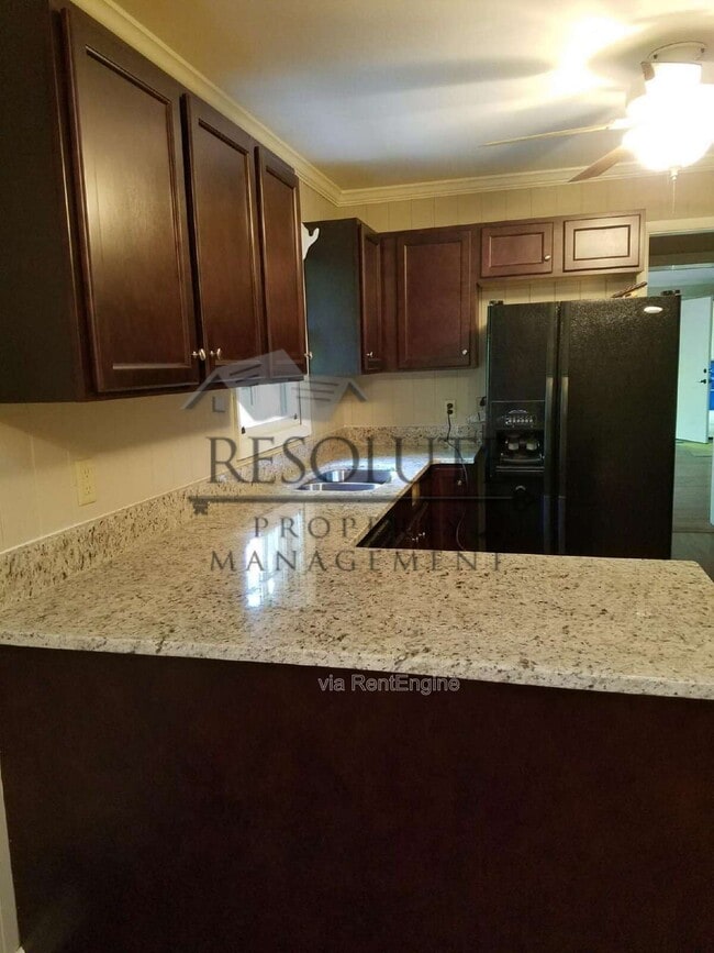 Building Photo - 6612 Pleasant Pines Dr