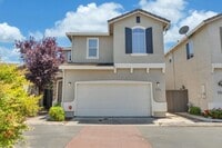 Building Photo - Beautiful 3 bed 2.5 bath in Natomas!