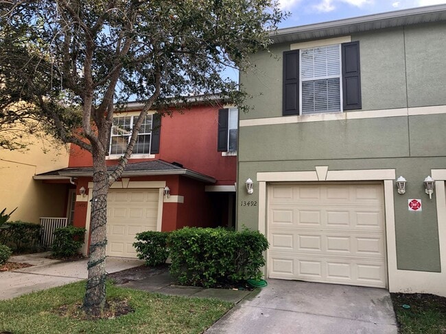 Building Photo - 13492 Applerose Ln