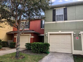 Building Photo - 13492 Applerose Ln