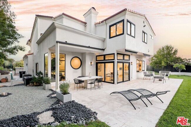 Building Photo - 23458 W Moon Shadows Dr