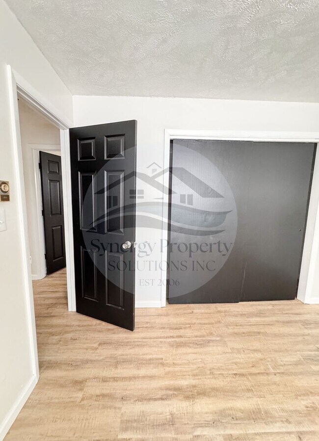 Building Photo - Brandt Rd 6764-6766