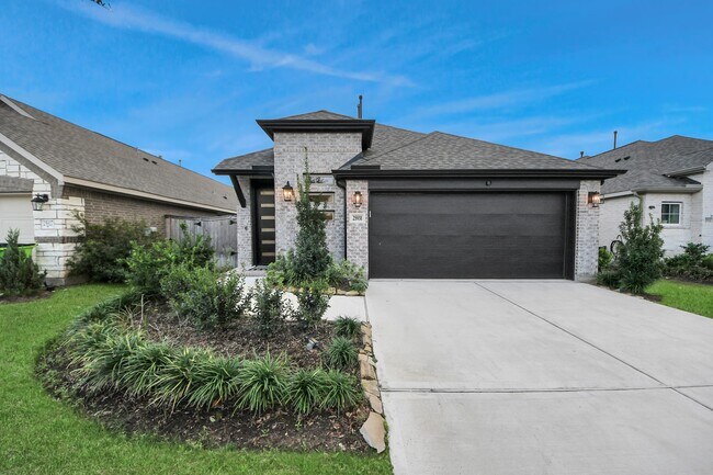 Building Photo - 25931 Dawning Torch Trce