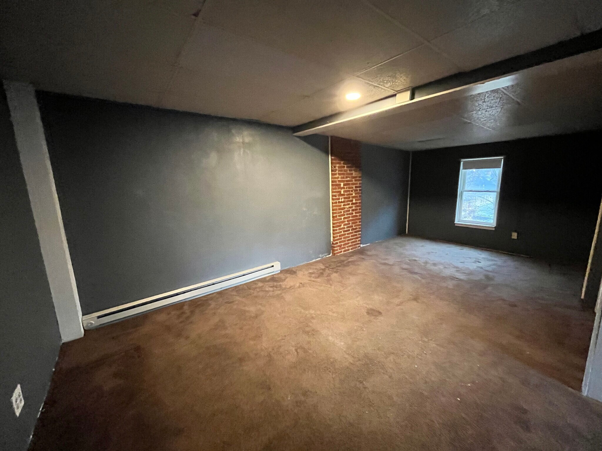 Building Photo - 33 W Commerce St