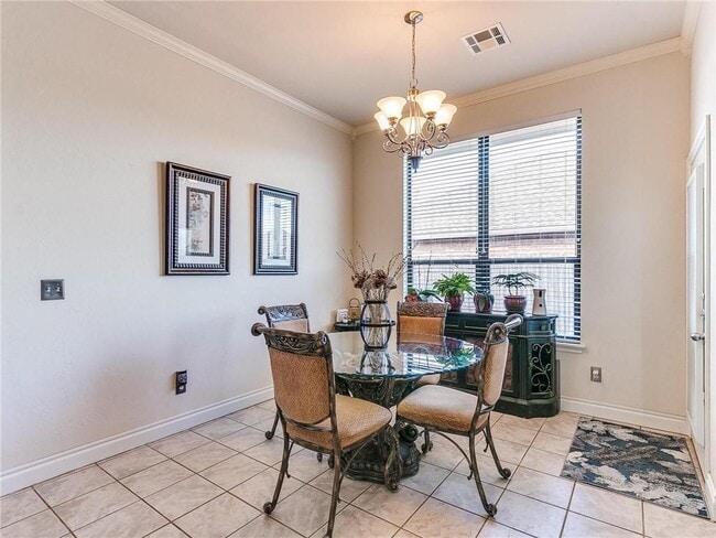 Building Photo - 4817 Montrose Dr