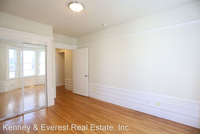 Building Photo - 1 br, 1 bath House - 378 Golden Gate #546