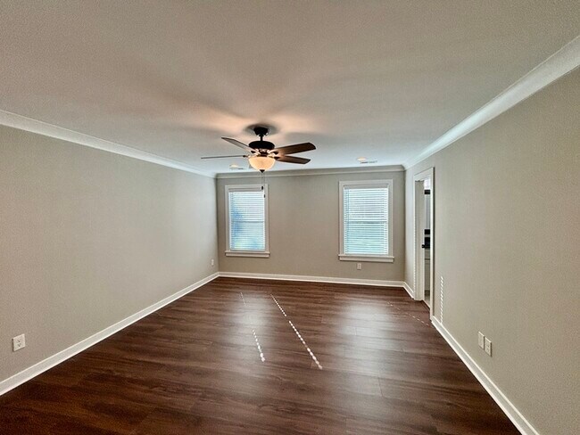 Building Photo - 510 Marlboro Ave