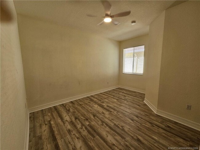 Building Photo - 44 SE Sedona Cir