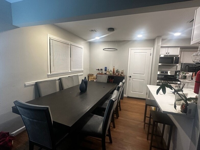 Building Photo - 167 Jefferson Ave