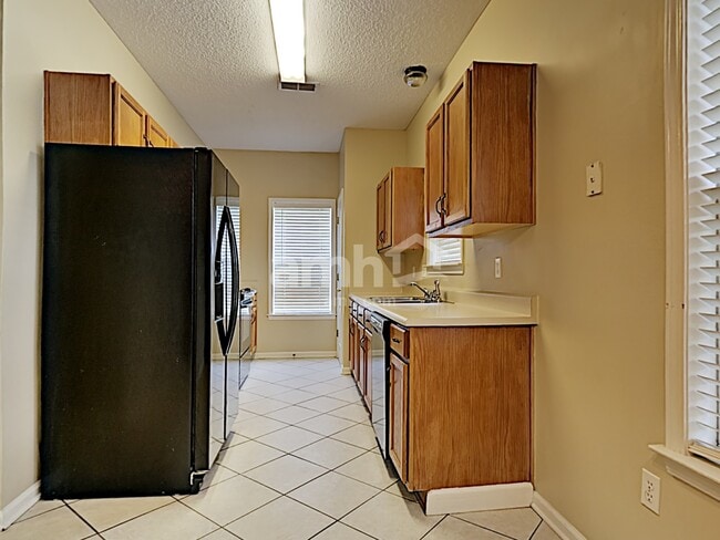 Building Photo - 5633 Michaelson Dr