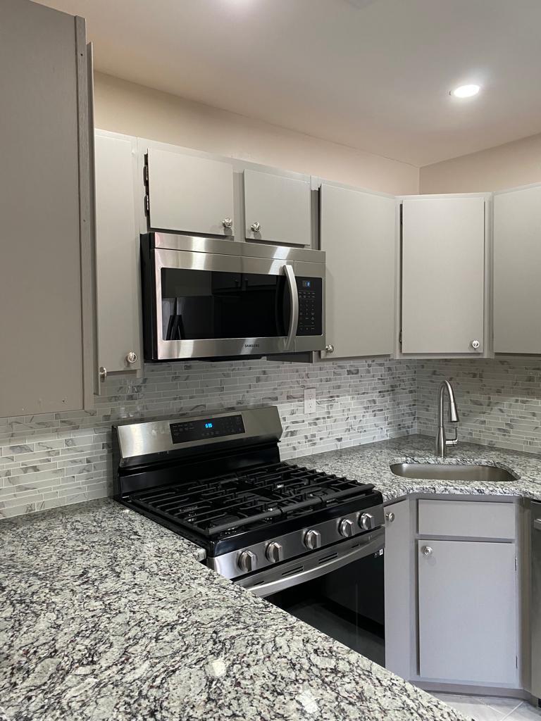 Building Photo - 94 Quince Ct