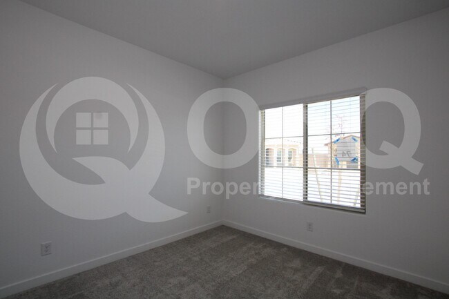 Building Photo - 17161 W Artemisa Ave