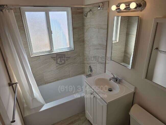 Building Photo - 5445 Mildred St