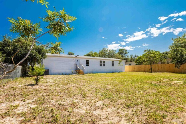 Building Photo - 5816 Congress Ct