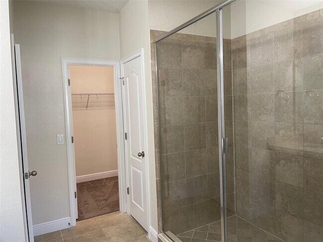 Building Photo - 1704 Lobelia Dr