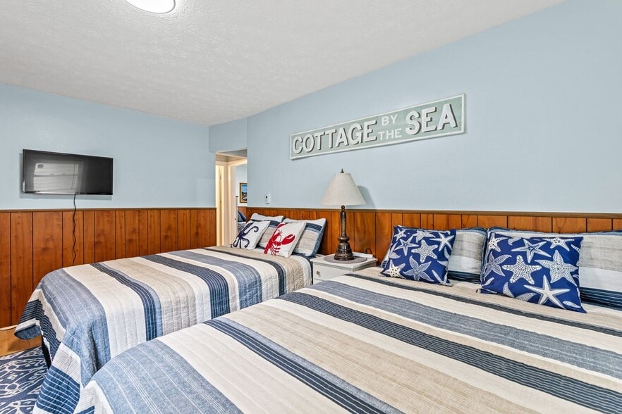 Building Photo - 31 Foote St