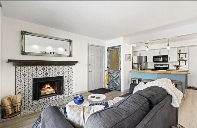 Building Photo - 60 S Boulder Cir