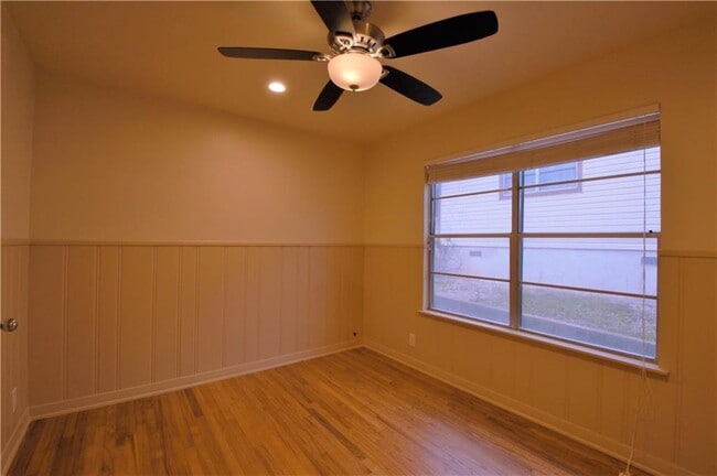 Building Photo - 2509 Givens Ave