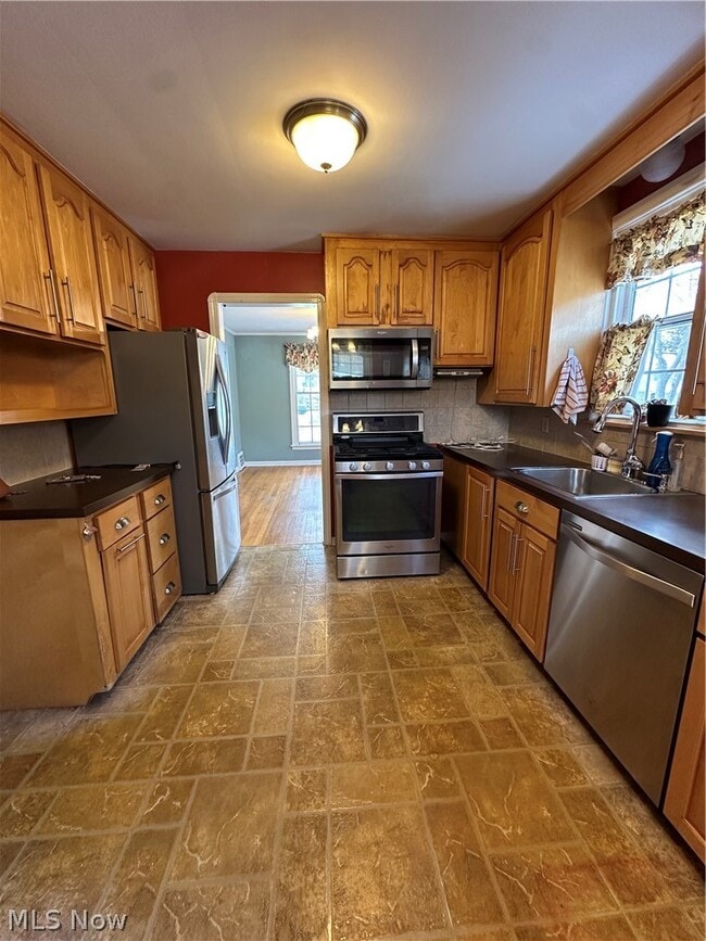 Building Photo - 1579 Laclede Rd