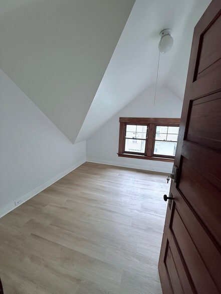 Building Photo - 2241 Burnet Ave