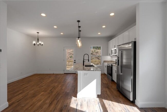 Building Photo - 131 Owenby Ln