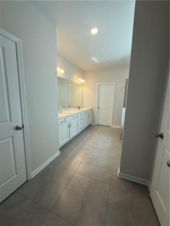 Building Photo - 5270 Woodline View Cir