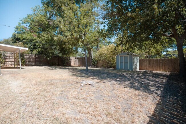 Building Photo - 1404 Briarcliff Blvd