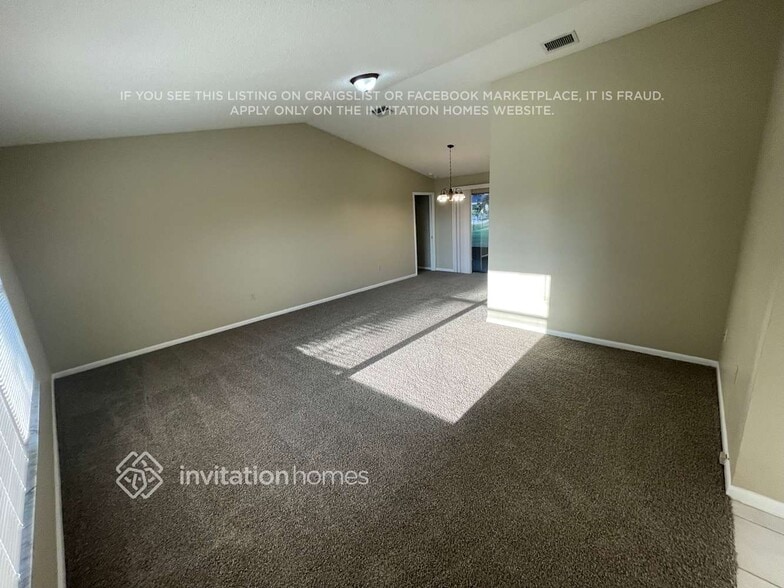 Building Photo - 26097 Dolman Ct