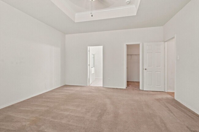 Building Photo - New LVP Flooring & Large Backyard in Schertz