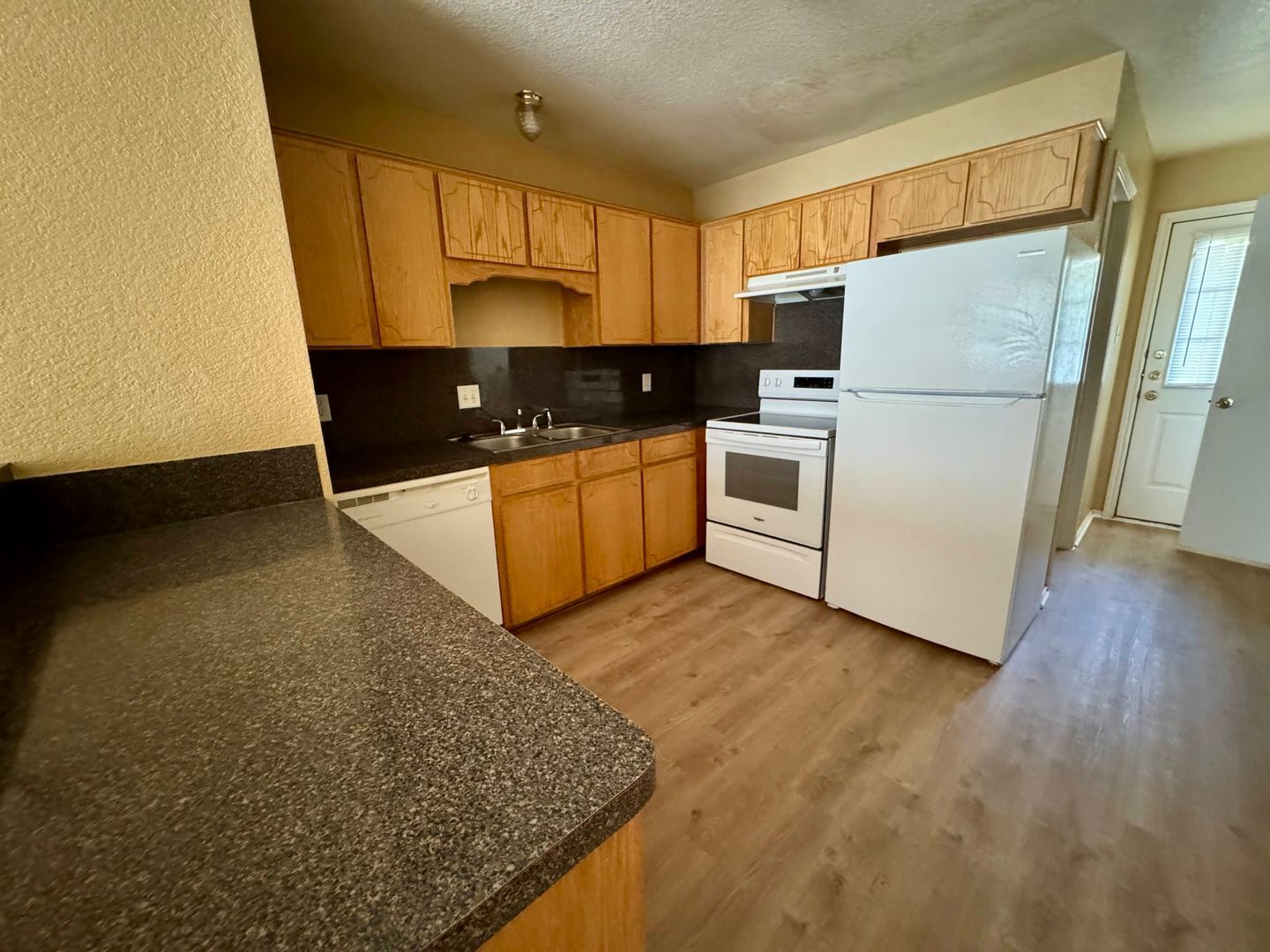 Building Photo - 4402 Jeff Scott Dr