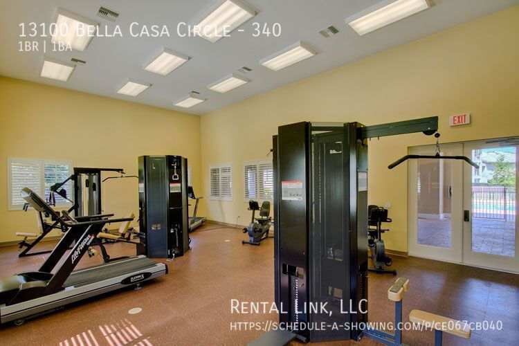 Building Photo - 13100 Bella Casa Cir