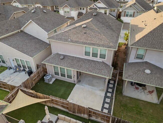 Building Photo - 4025 Starbright St