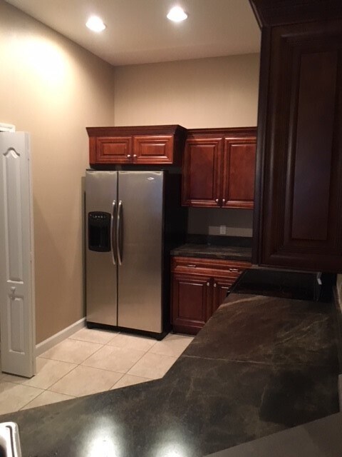 Building Photo - 2 Bed / 2 Bath Condo with 1-Car Garage in ...