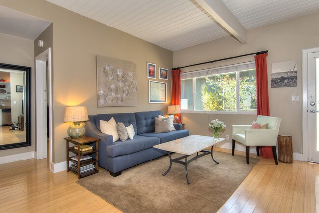 Building Photo - 2325 Kansas Ave