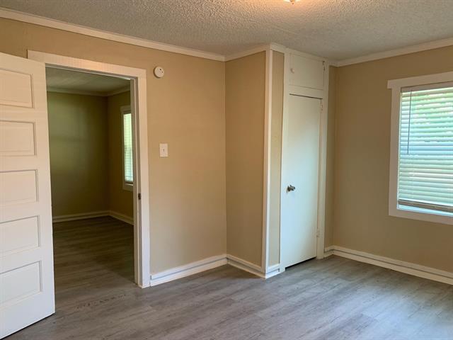 Building Photo - 500 E Heron St