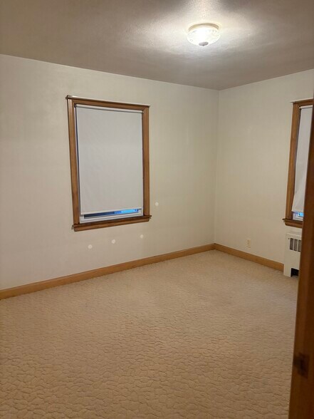 Bedroom 3 - 135 S John St