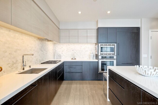 Building Photo - 1388 Kettner Blvd