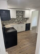 Building Photo - 8091 Weblank Way