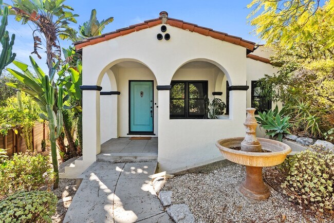 Primary Photo - 2130 Apex Ave