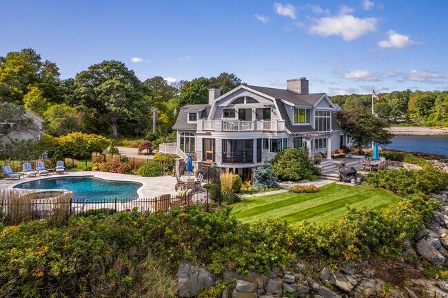 Building Photo - 32 Lock Ln