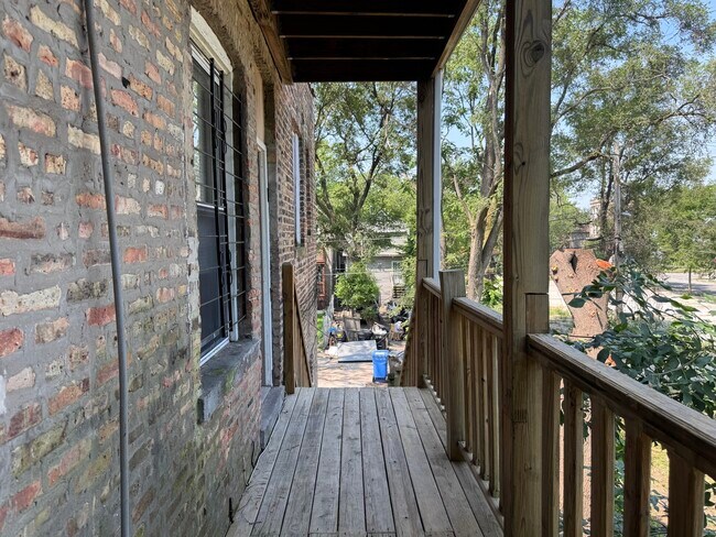 Building Photo - 7310 S Dante Ave
