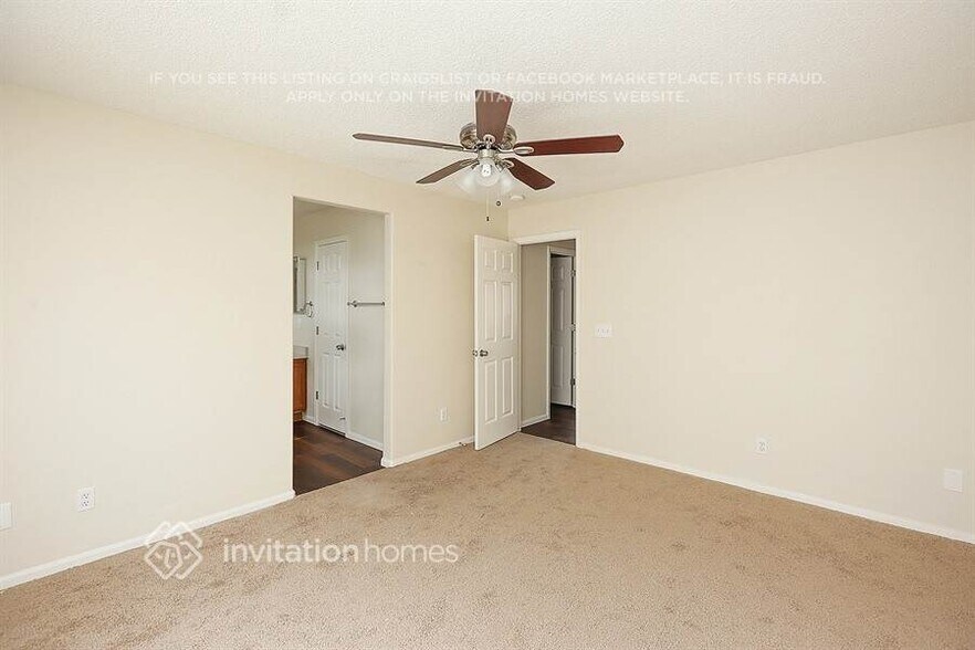 Building Photo - 882 Rancher Dr