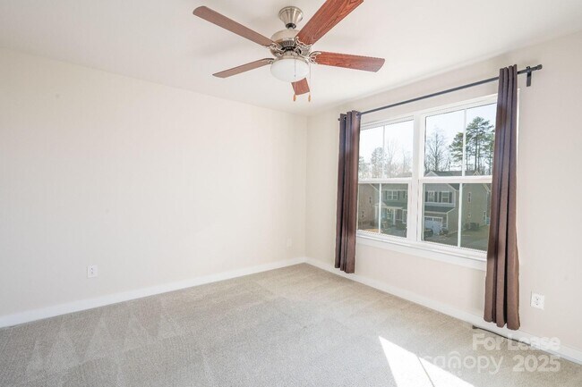 Building Photo - 10036 Paper Birch Dr