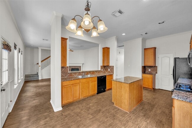 Building Photo - 2614 Shady Acres Ct