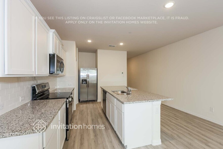 Building Photo - 6424 Blue Trl