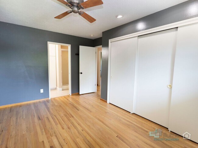 Building Photo - Beautiful 4 Bedroom Home