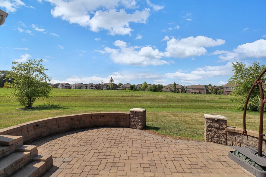 Building Photo - 6743 Palmetto Dr