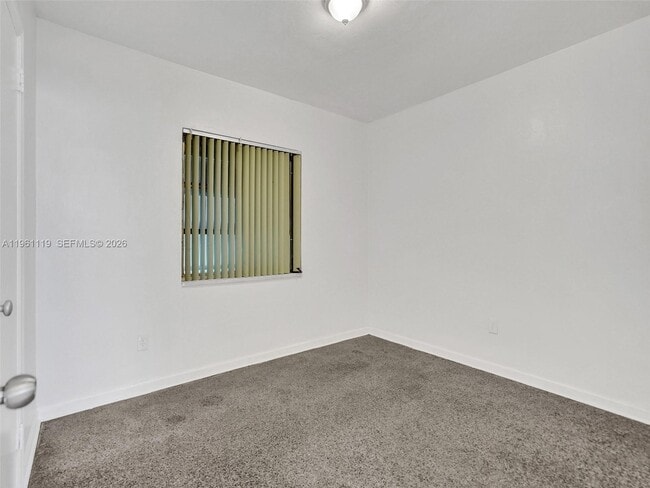 Building Photo - 17791 NE 13th Ave